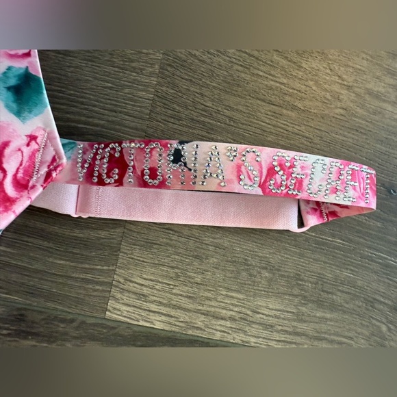 NWT Victoria’s Secret Very Sexy Push Up Bra Pink Floral Design Size 36 D - Picture 4 of 7